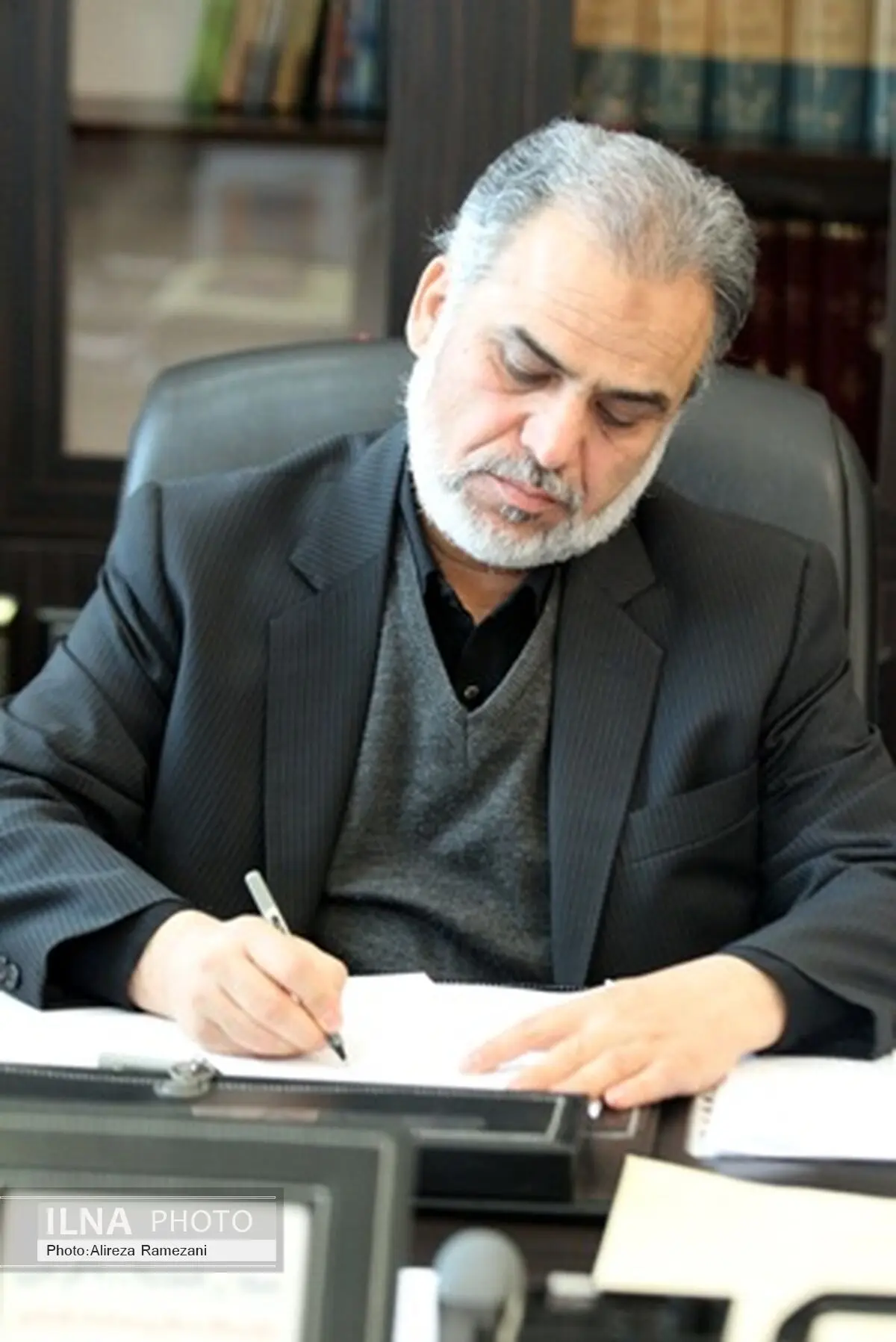 ذیحساب و مدیر کل امور مالی هیات امنای صرفه جویی ارزی