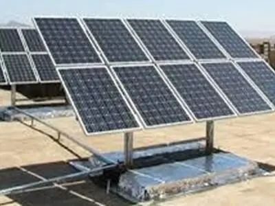 شرکة صینیة تبنى محطة شمسیة بطاقة 200 میغاواط فی ایران