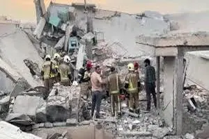 یکی دیگر از شهدا در ساختمان نارمک از زیر آوار خارج شد/فیلم