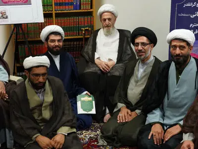  آیت‌الله سبحانی: تجربه آیت‌الله بروجردی الگویی برای تقریب مذاهب است