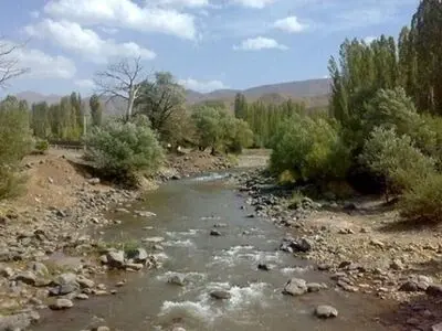 ۱۵۳ هکتار از حریم رودخانه‌های فارس طی ٦ ماهه امسال آزادسازی شد 