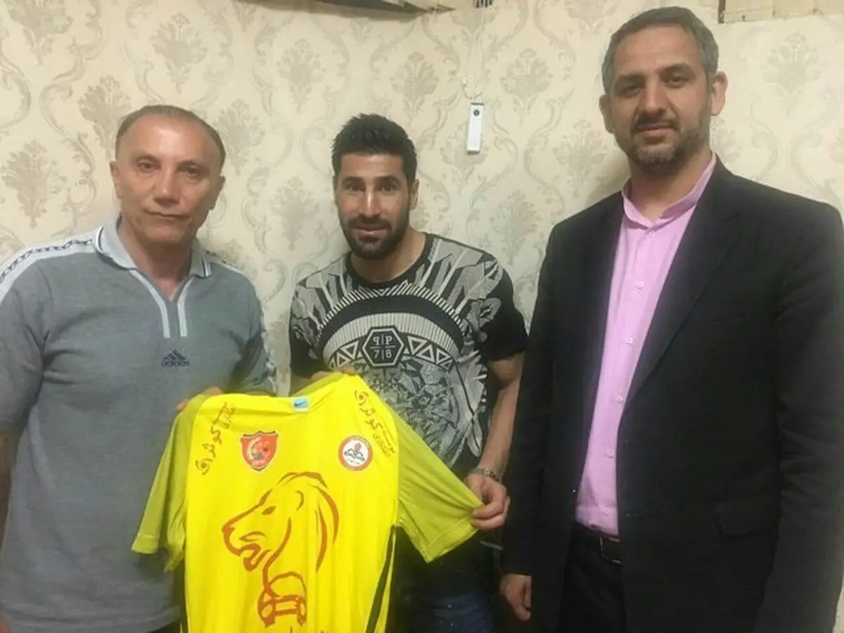 بیگ زاده: با تفکرات درخشان آشنا هستم / نفت شرایط خوبی دارد