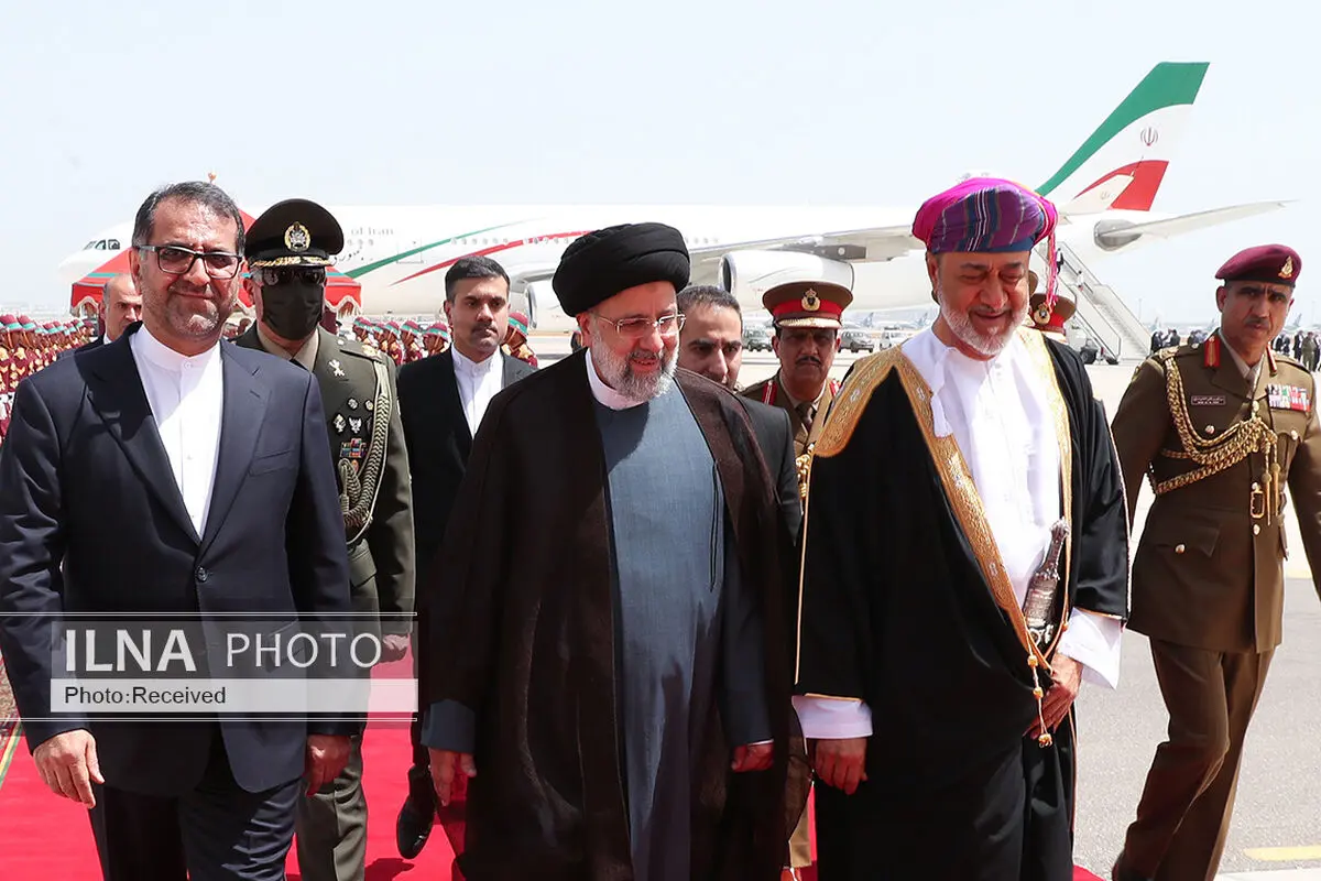 ویدئو/ ورود  رئیس جمهور  به مسقط با استقبال سلطان عمان