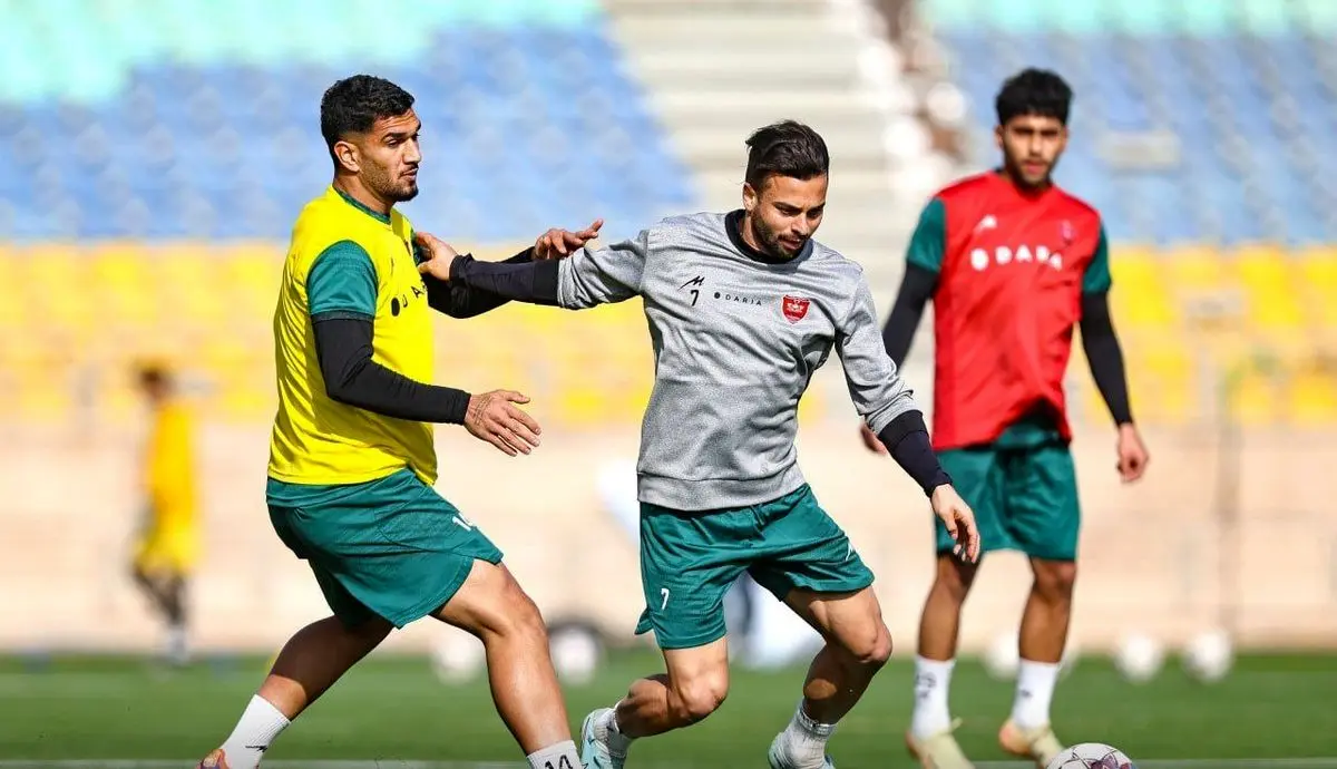سروش رفیعی در جمع ذخیره‌های پرسپولیس تمرین کرد