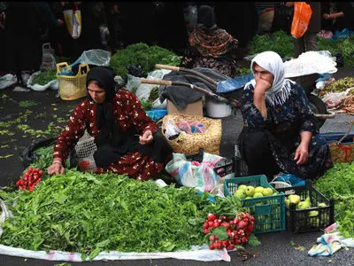 بازارهای هفتگی ساری برای پیشگیری از ویروس کرونا تعطیل شد