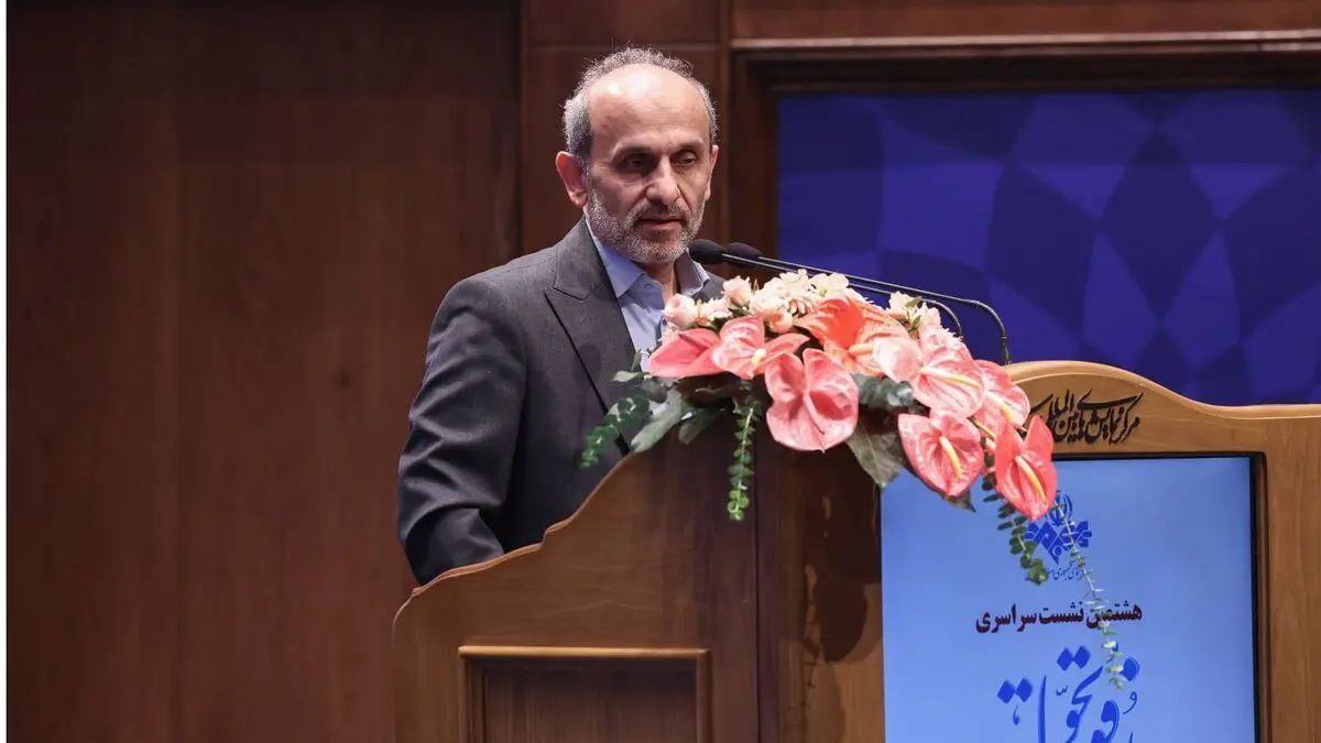 اگر کسی انتظار دارد صداوسیما بعد از این‌همه ایستادگی، عقب‌نشینی کند، کور خوانده