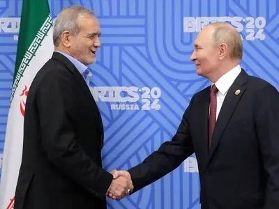 Putin, Pezeshkian discuss Iran-US talks over phone: Kremlin 