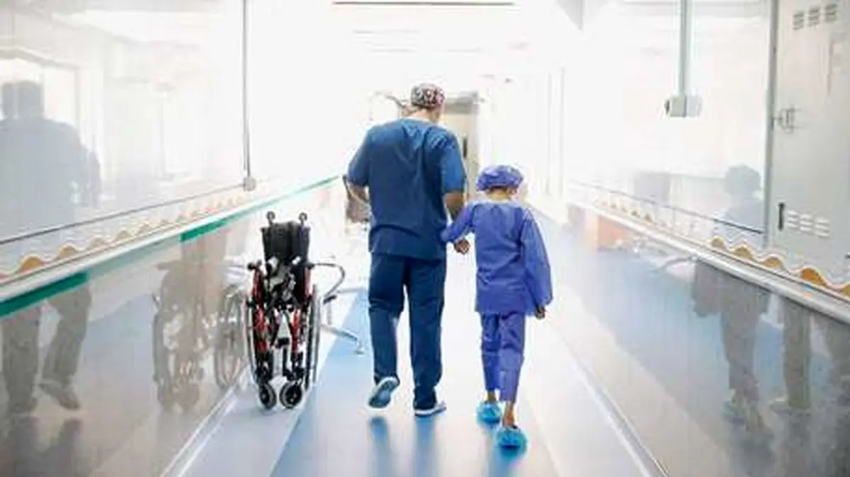 چتر حمایت مجتمع دارویی و درمانی هلال ایران برای اتباع افغانستانی