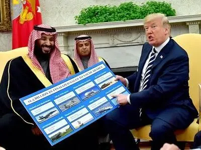 سی إن إن" تکشف: بومبیو سعى لتسریع صفقة بیع أسلحة مع السعودیة