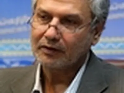 ربیعی به کمیسیون اجتماعی می رود