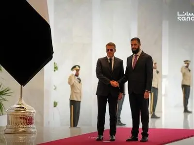 ماکرون و الجولانی دیدار کردند