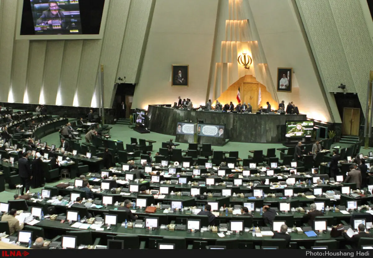 ثبت سفارش کالاهای خارجی دارای مشابه ایرانی تا پایان برنامه ششم ممنوع شد