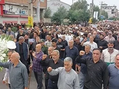تشیع شهید خلبان ناوسروان حامد اکاتی در گلستان