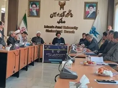 اساتید دانشگاهی پرورش و تکامل دانشجویان را با جدیت دنبال کنند