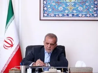 محمد مهاجری: کشور در شرایط جنگی است و رئیس جمهور نباید با خواهش و تمنا کشور را اداره کند/ باید به صداوسیما دستور بدهد به بعضی افراد تریبون ندهد