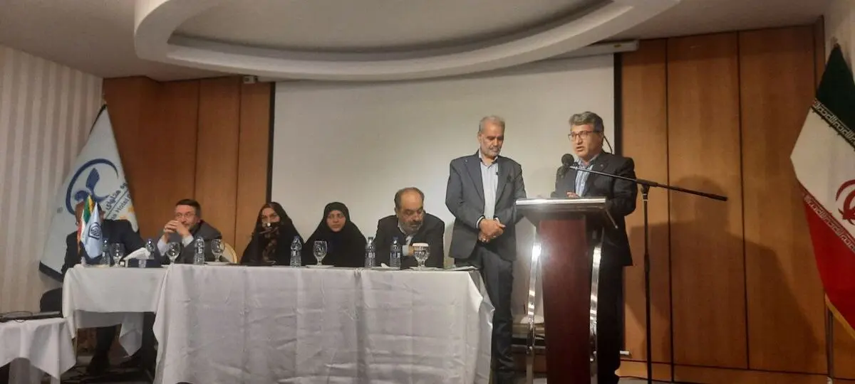 بانک رفاه را از ما گرفتند/ مشکلات کالابرگ/ سه‌جانبه‌گرایی نشتی دارد