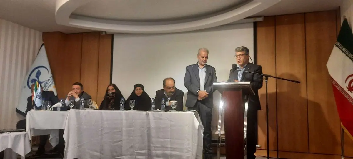 بانک رفاه را از ما گرفتند/ مشکلات کالابرگ/ سه‌جانبه‌گرایی نشتی دارد