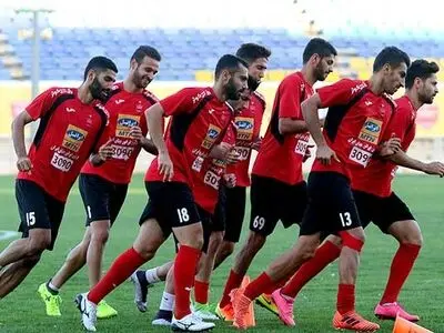 حضور احمدزاده و شجاع در تمرینات گروهی / خطر از بیخ گوش مسلمان گذشت