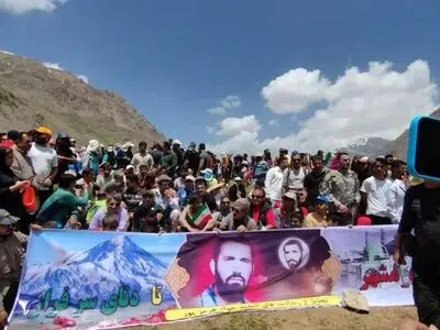 گلایه مندی برادر شهید دهرابپور از تغییر نام سالن شهید هرمزپور در یاسوج  