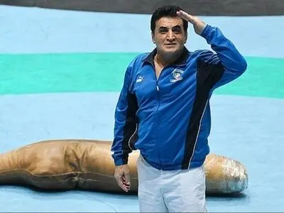 محمد بنا: حالا یک نفر هست که نگرانم باشد/ نمی‌توانستم با دست و پای بسته شنا کنم