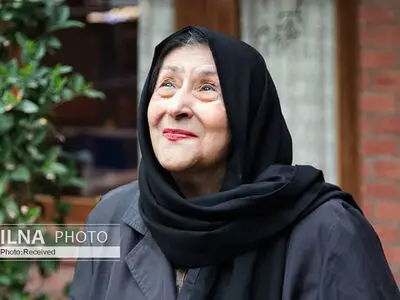 کارگاه نمایش را من راه انداختم/ بیژن صفاری و آربی اوانسیان من و کارهایم را بایکوت کرده بودند/ عباس نعلبندیان تنها کسی بود که به من اعتقاد داشت/ پیتر بروک صحنه‌های تئاتر «پرومته» من را کپی کرده بود