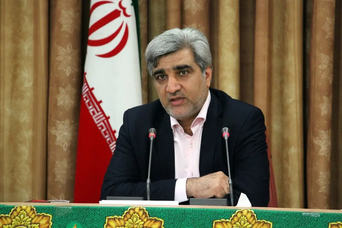 دست به عصا راه رفتن و محتاطانه عمل‌کردن زیبنده نیست/ زمانی عملکردتان مطلوب است که خیرش به مردم برسد