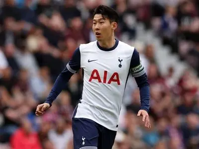 ویدئو: امضای گلزنی سون هیونگ مین با لباس تاتنهام