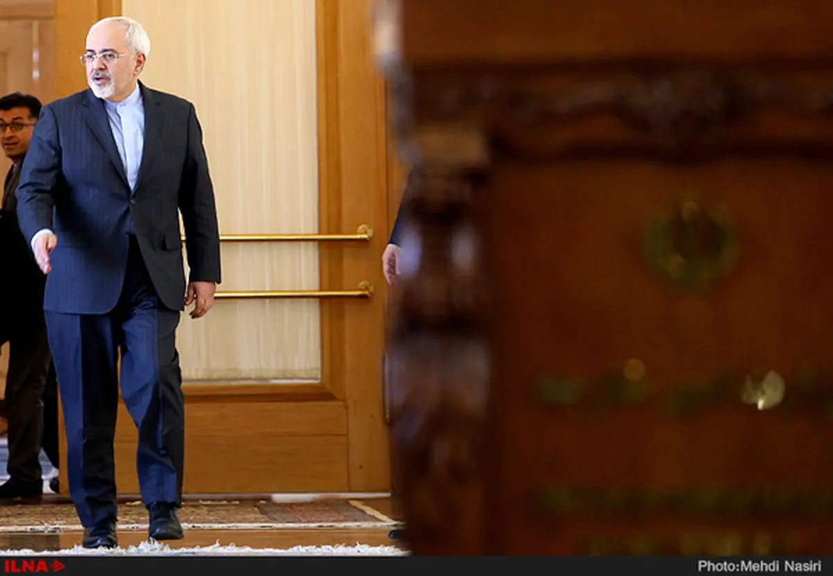 Zarif again challenges US claims to extend Iran's arms embargo