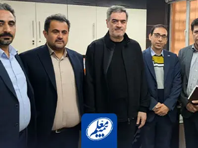 بازدید رئیس کل بیمه مرکزی از مجتمع شیراز بیمه معلم