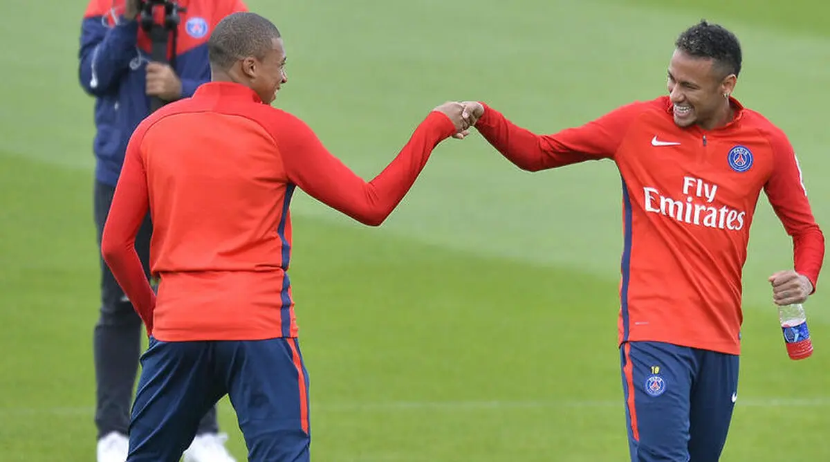 رونمایی از امباپه در ترکیب PSG
