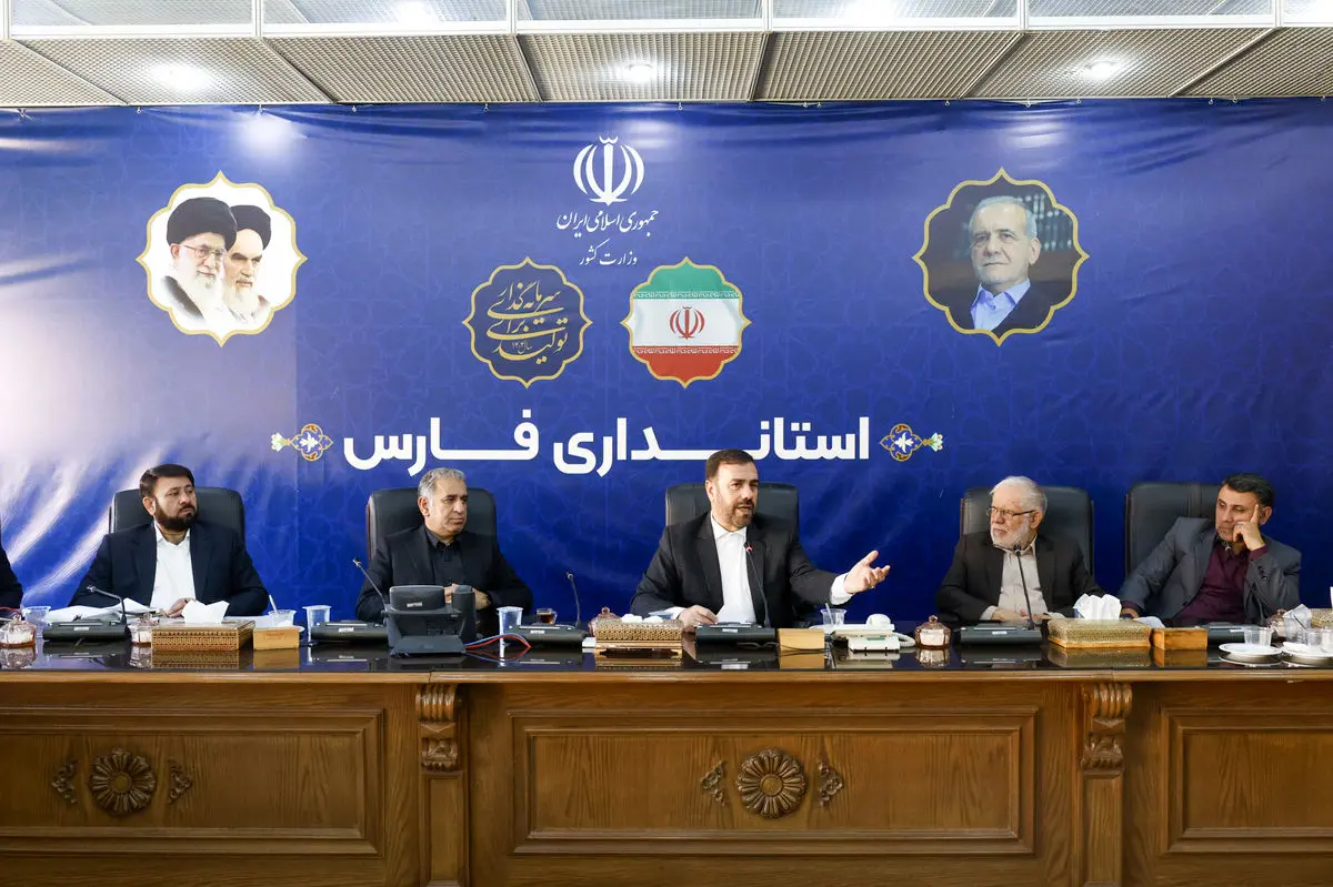 مدیران باید مجری سیاستهای دولت باشند، نه کنشگران سیاسی