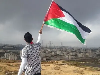 جامعه بین‌الملل سر عقل بیاید و رفراندومی برای مردم فلسطین از همه ادیان برگزار کند
