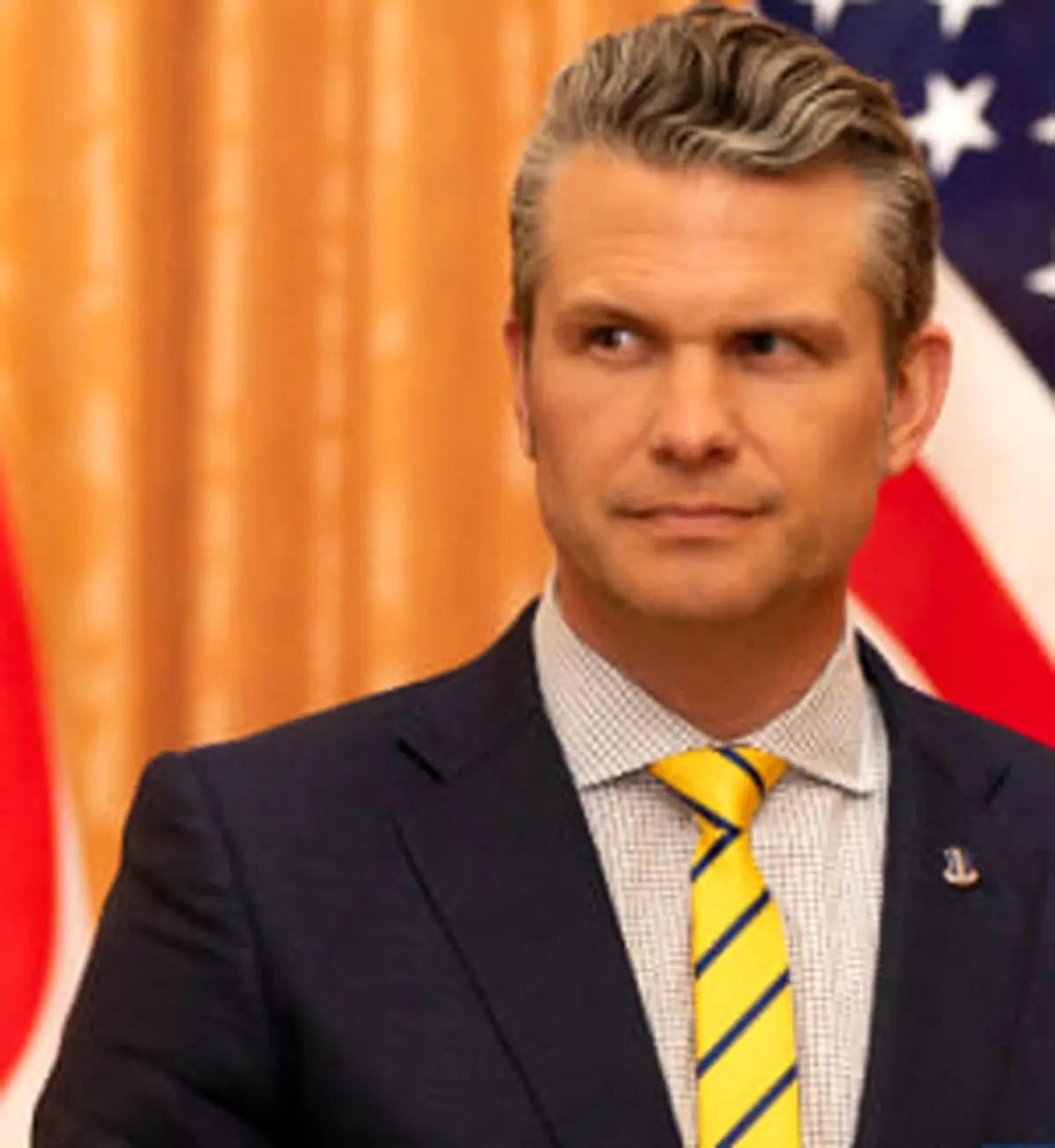 تمایل دارم یک میهمانی شام صلح با حضور پوتین، ترامپ و زلنسکی برگزار کنم