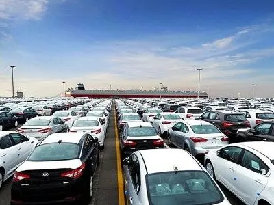 آیین ­نامه واردات خودرو از رویای مردم تا واقعیت بازار