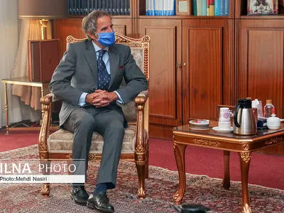 گروسی تمایل ایران برای غنی‌سازی ۶۰ درصدی را تأیید کرد
