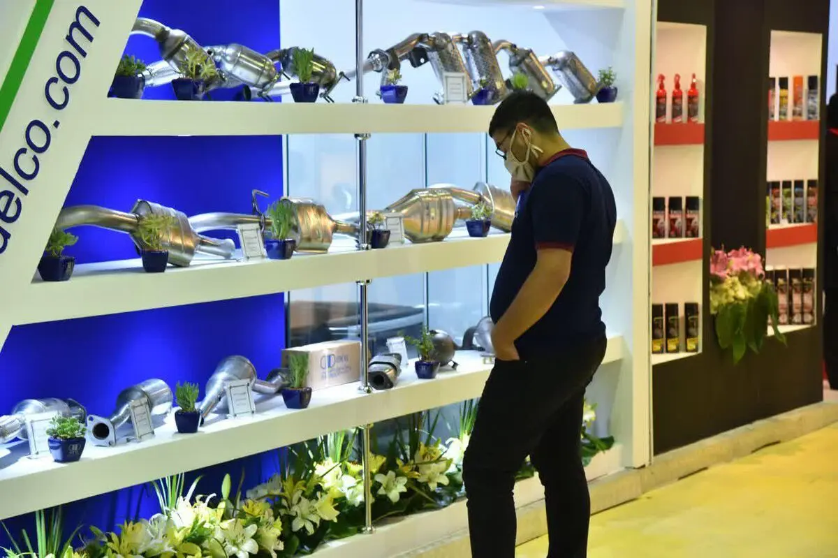 آغاز به کار نمایشگاه بین المللی قطعات خودرو و صنایع وابسته در مشهد