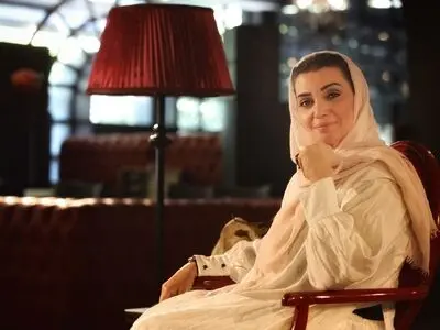 الهام پاوه‌نژاد «لاموزیکا» را به صحنه می‌برد