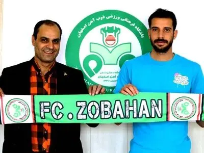 مهاجم گلزن لیگ یکی به ذوب آهن پیوست