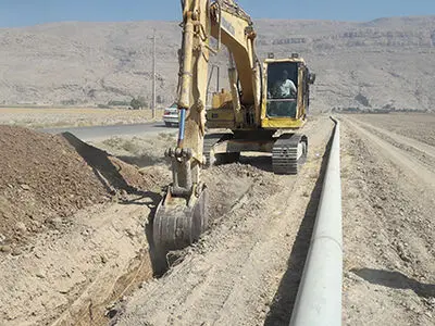 اصلاح و توسعه ۶۲۷ کیلومتر خط انتقال و شبکه توزیع آب در فارس 