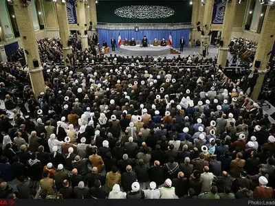دیدار مسئولان نظام، مهمانان کنفرانس وحدت اسلامی و سفرای کشورهای اسلامی با رهبر معظم انقلاب