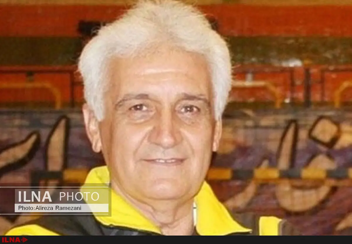 اخوان: هواداران سپاهان باید این روزهای سخت را تحمل کنند/ جوانگرایی تاوان دارد