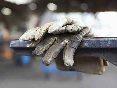 چرا کارگران ساختمانی غرامت دستمزد نمی‌گیرند؟