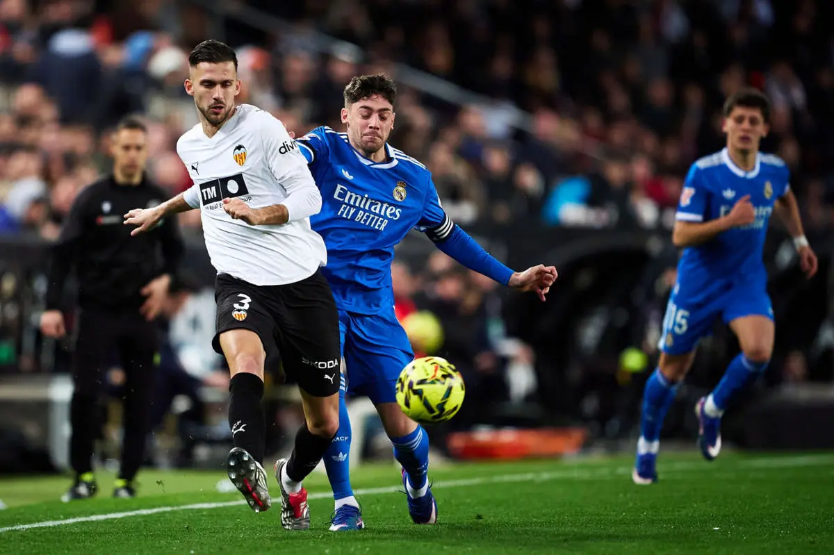 رئال مادرید با برتری مقابل خفاش ها به یک قدمی بارسلونا رسید