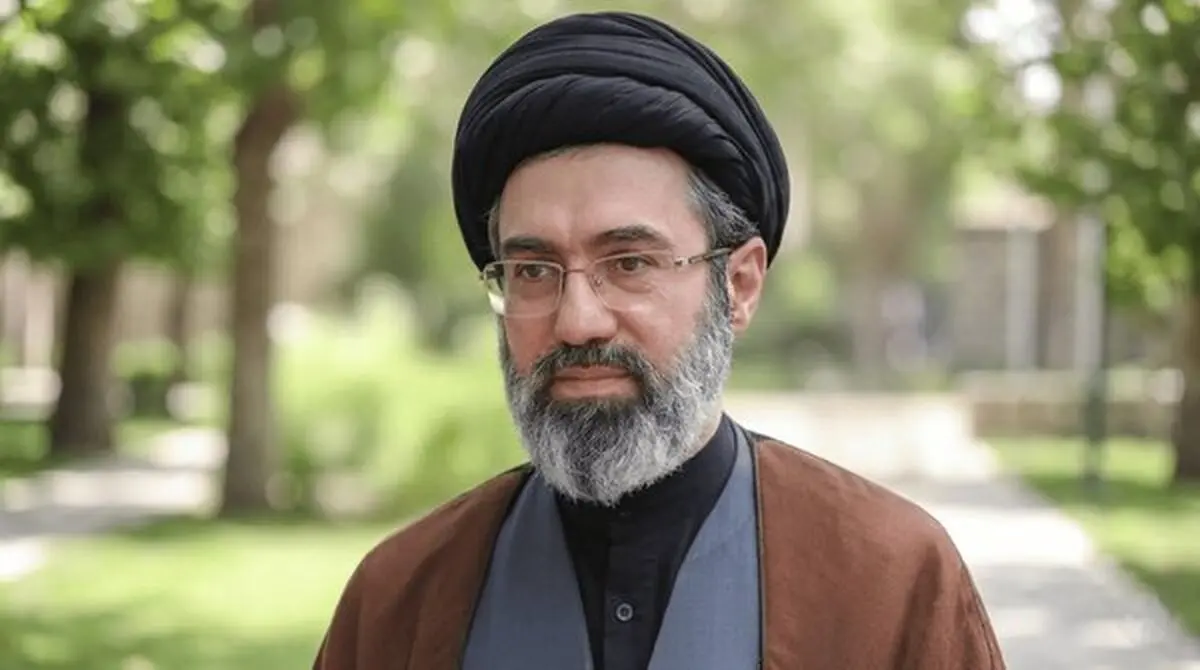 ابلاغ پیام رهبر انقلاب به خانواده شهدای مدرسه شجره طیبه میناب