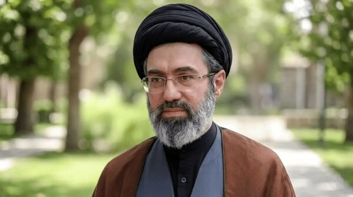 ابلاغ پیام رهبر انقلاب به خانواده شهدای مدرسه شجره طیبه میناب