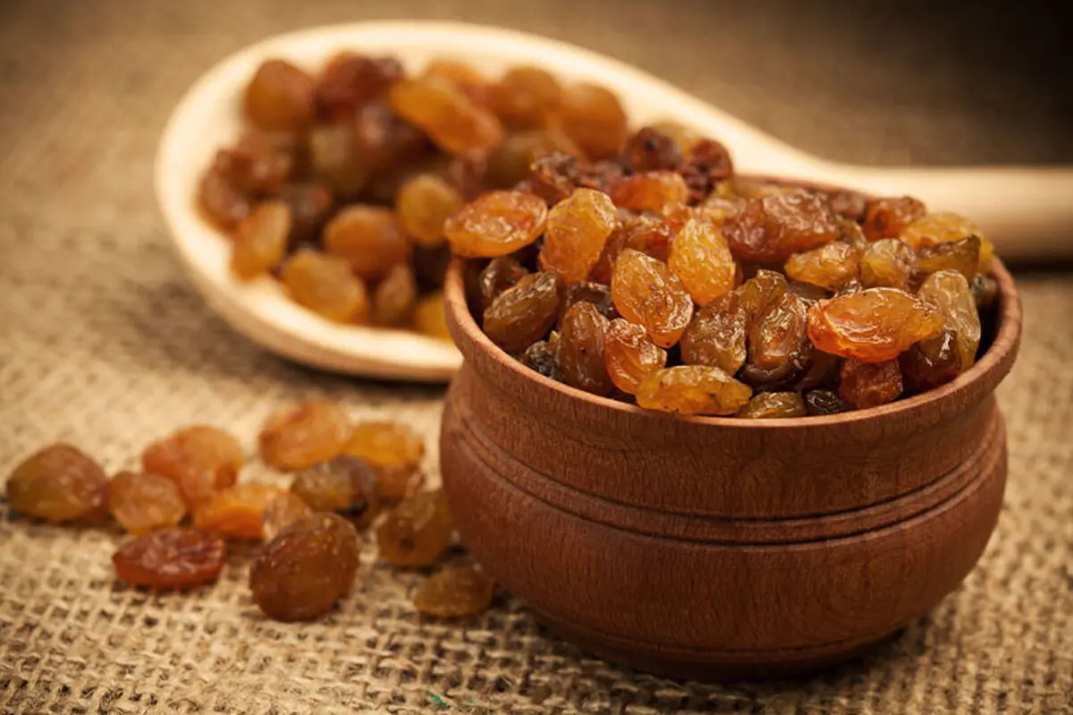 کشمش مرغوب و ارگانیک را فقط از زعفران تیدا تهیه کنید