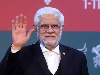 با هنرمندان قهر نیستیم/ هیچ‌گاه به خط و ربط سیاسی افراد توجه نکردیم