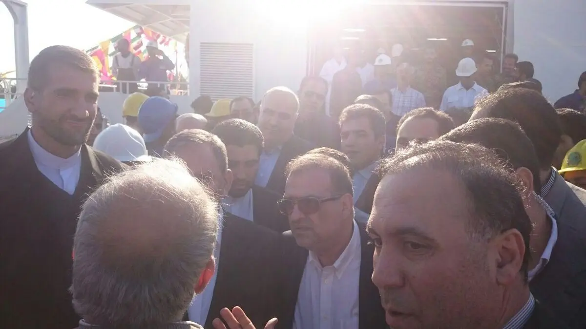 کشتی کاتاماران به آب انداخته شد