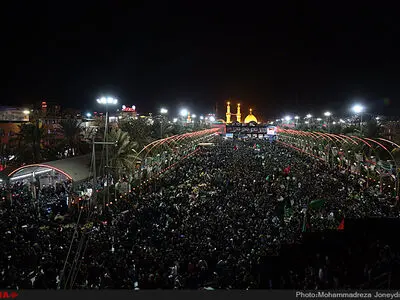 فیلم/عزاداری زائرین در موکب ایلنا در روز اربعین