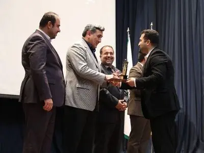 معرفی ۷۰۰ اثر مکتوب از کارکنان شهرداری تهران در جشنواره همکار اهل علم و قلم/ کردوانی : پاورپوینت را قبول ندارم همه چیز باید در ذهن دانشجو باشد